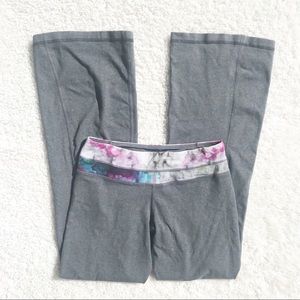 Lululemon Yoga Pants, Gray, Size 6